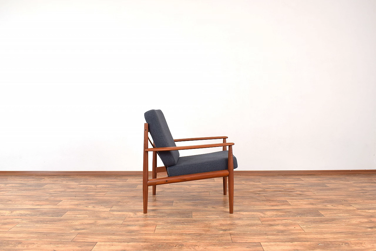 Armchair 118 by Grete Jalk for France & Søn, 1960s 3