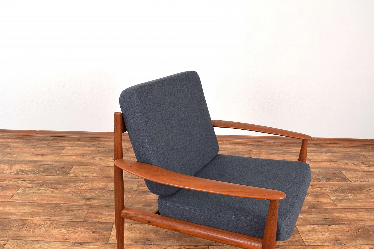 Armchair 118 by Grete Jalk for France & Søn, 1960s 10