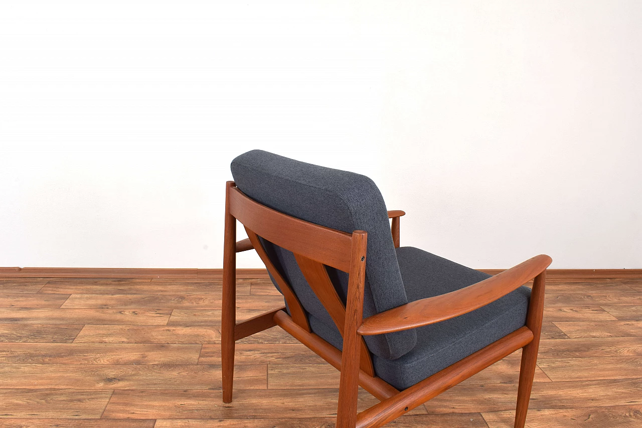 Armchair 118 by Grete Jalk for France & Søn, 1960s 11