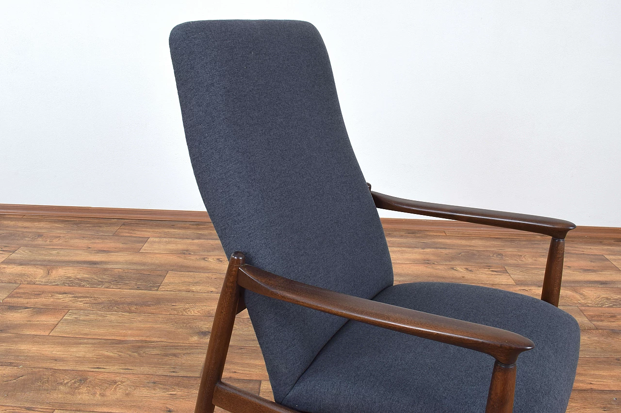 Pair of GFM-64 armchairs by Edmund Homa for Gościcińska Fabryka Mebli, 1960s 14