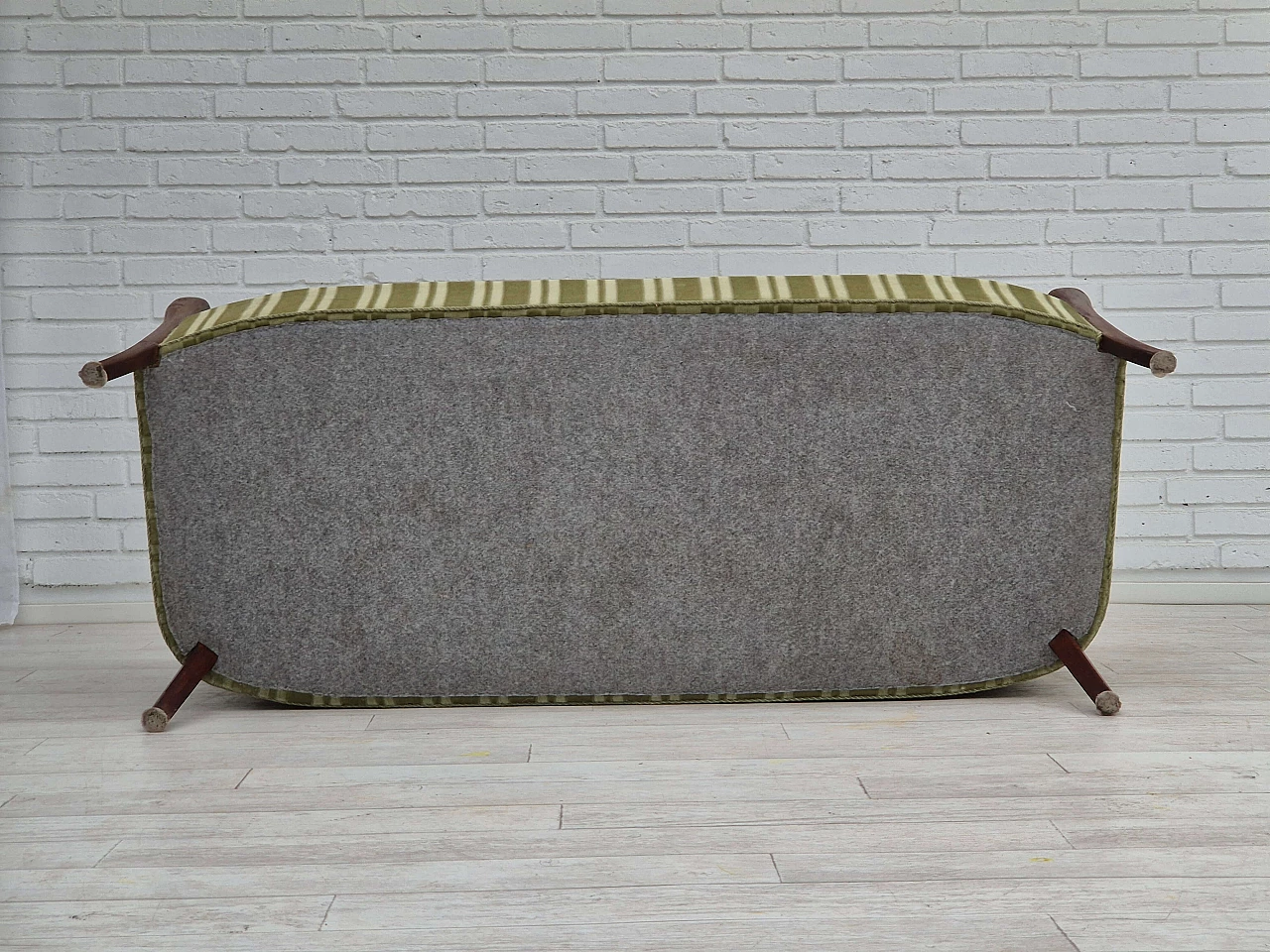 Scandinavian two-seater teak and green velvet striped sofa, 1960s 14