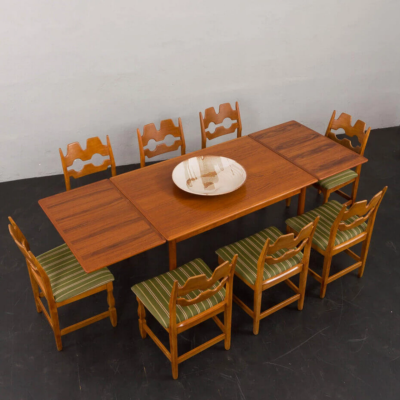 Extending teak table by H. Sigh & Søn Møbelfabrik, 1960s 2
