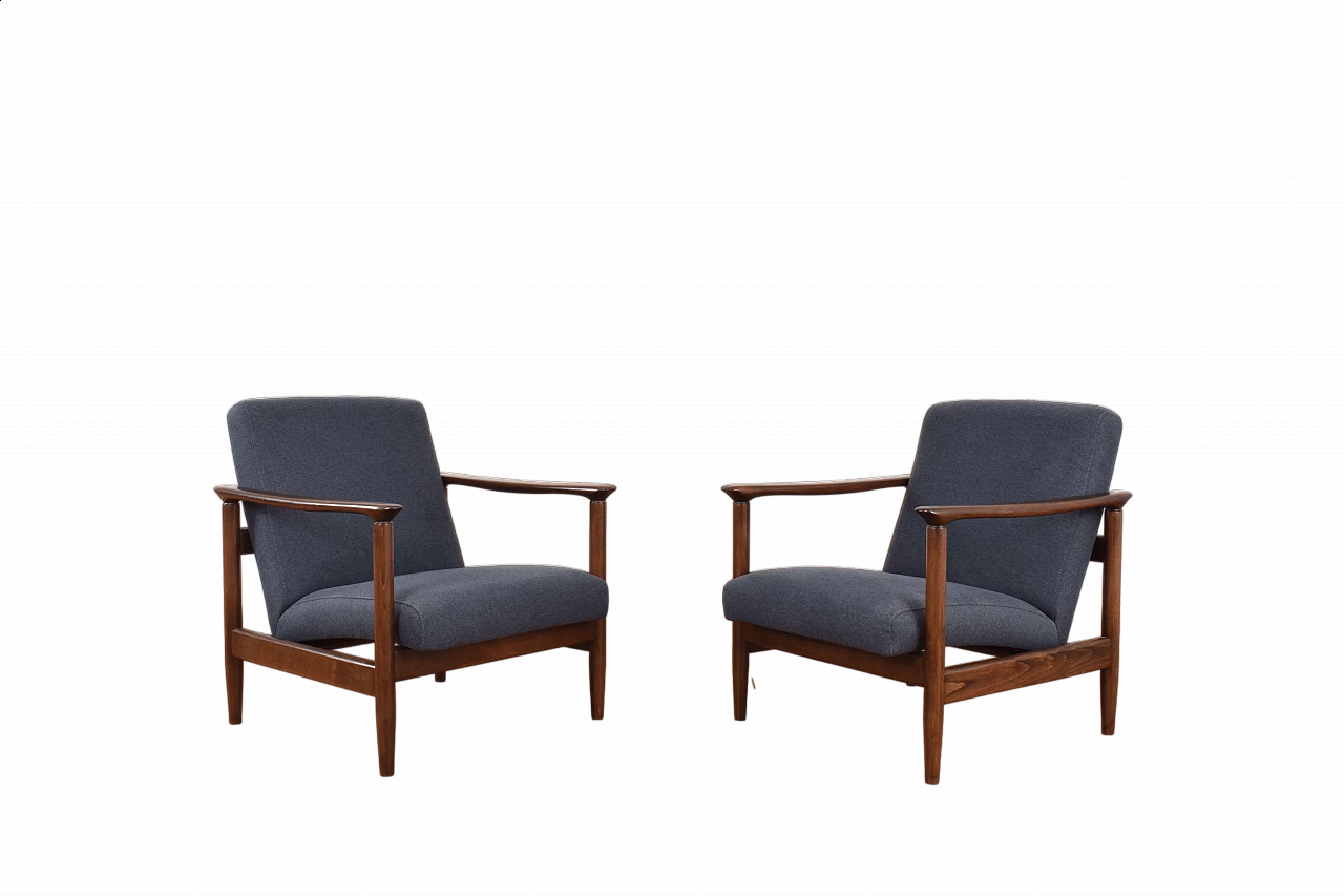 Pair of GFM-142 armchairs by Edmund Homa for Gościcińska Fabryka Mebli, 1960s 16