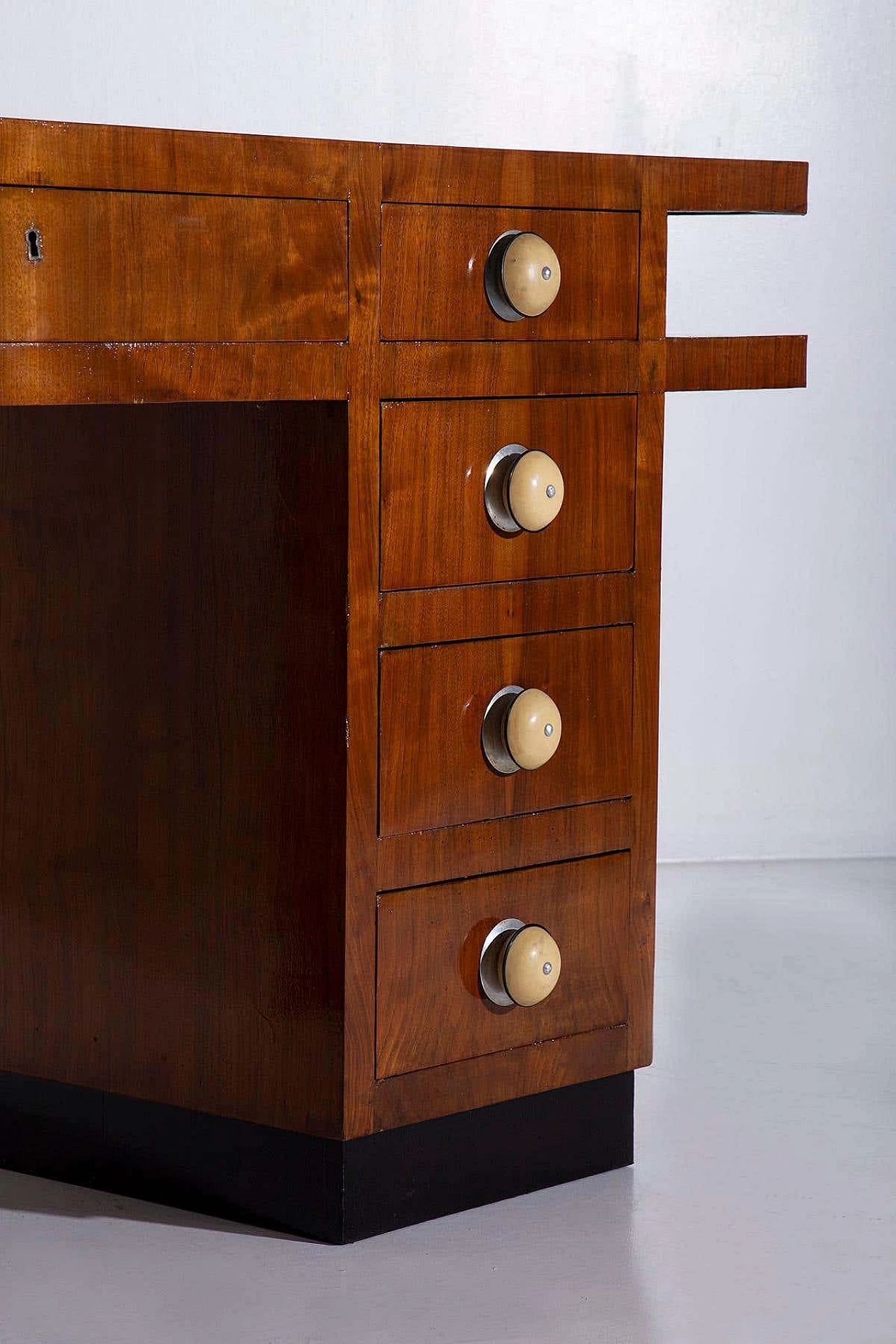 Rationalist desk in wood and aluminium, 1930s 3