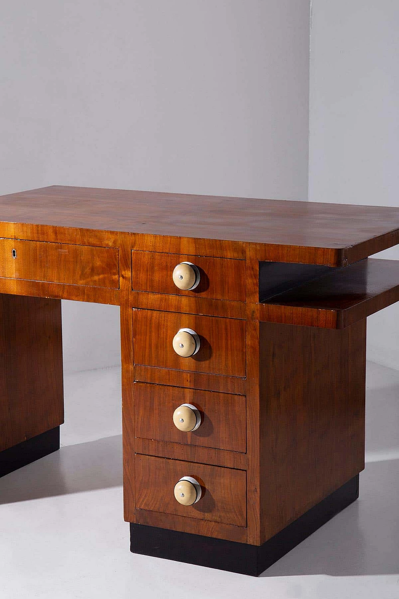 Rationalist desk in wood and aluminium, 1930s 13