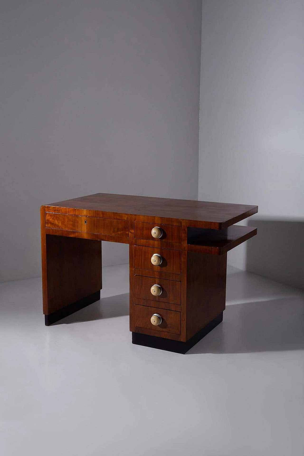 Rationalist desk in wood and aluminium, 1930s 14