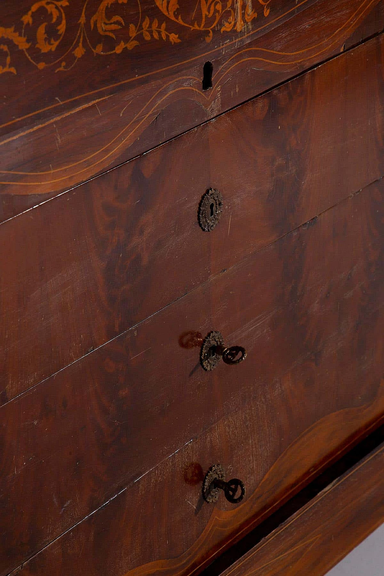 Cassettiera in noce con piano in marmo, fine '700 2