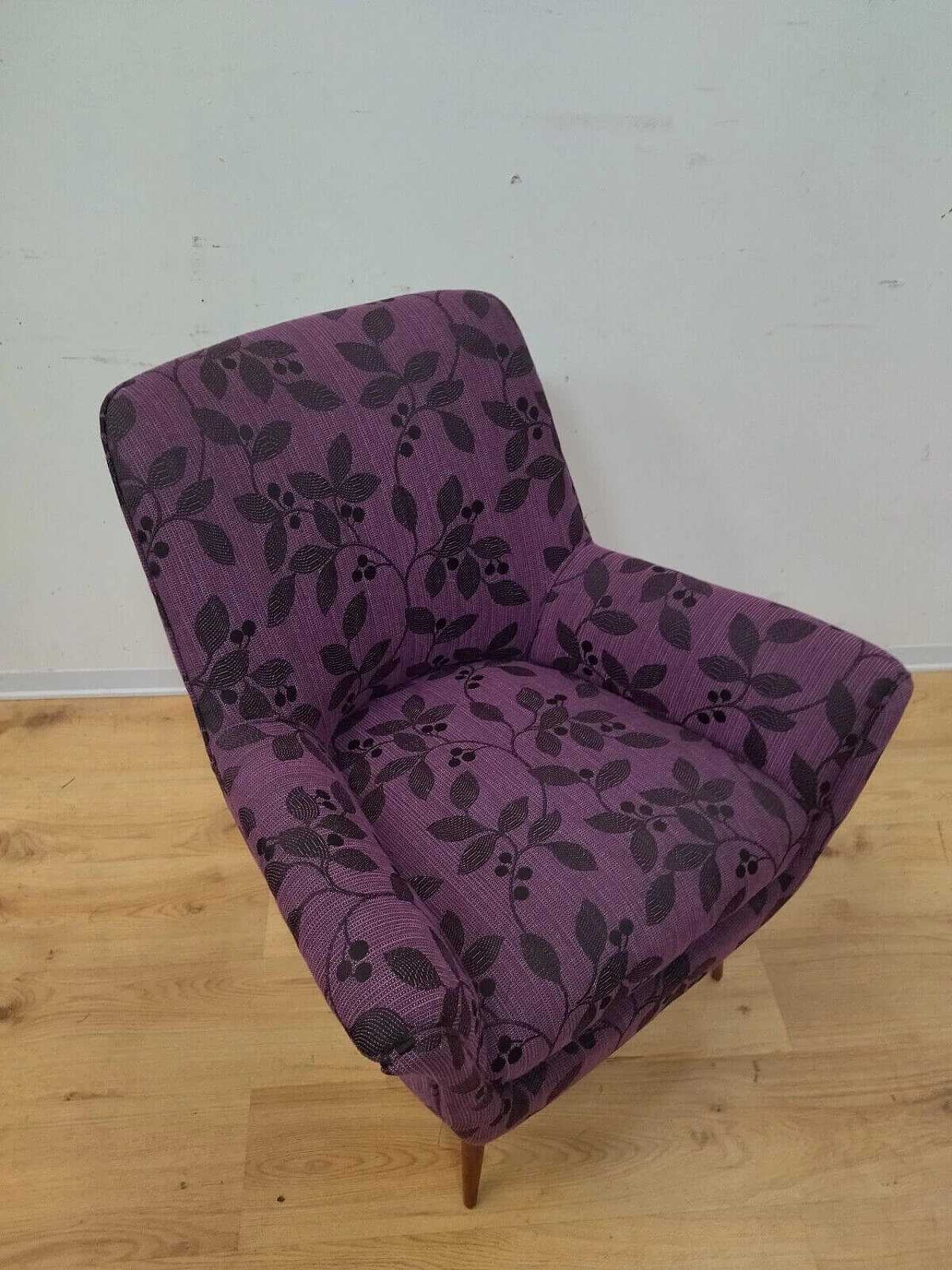 Solid beech armchair with purple floral fabric cover, 1960s 17