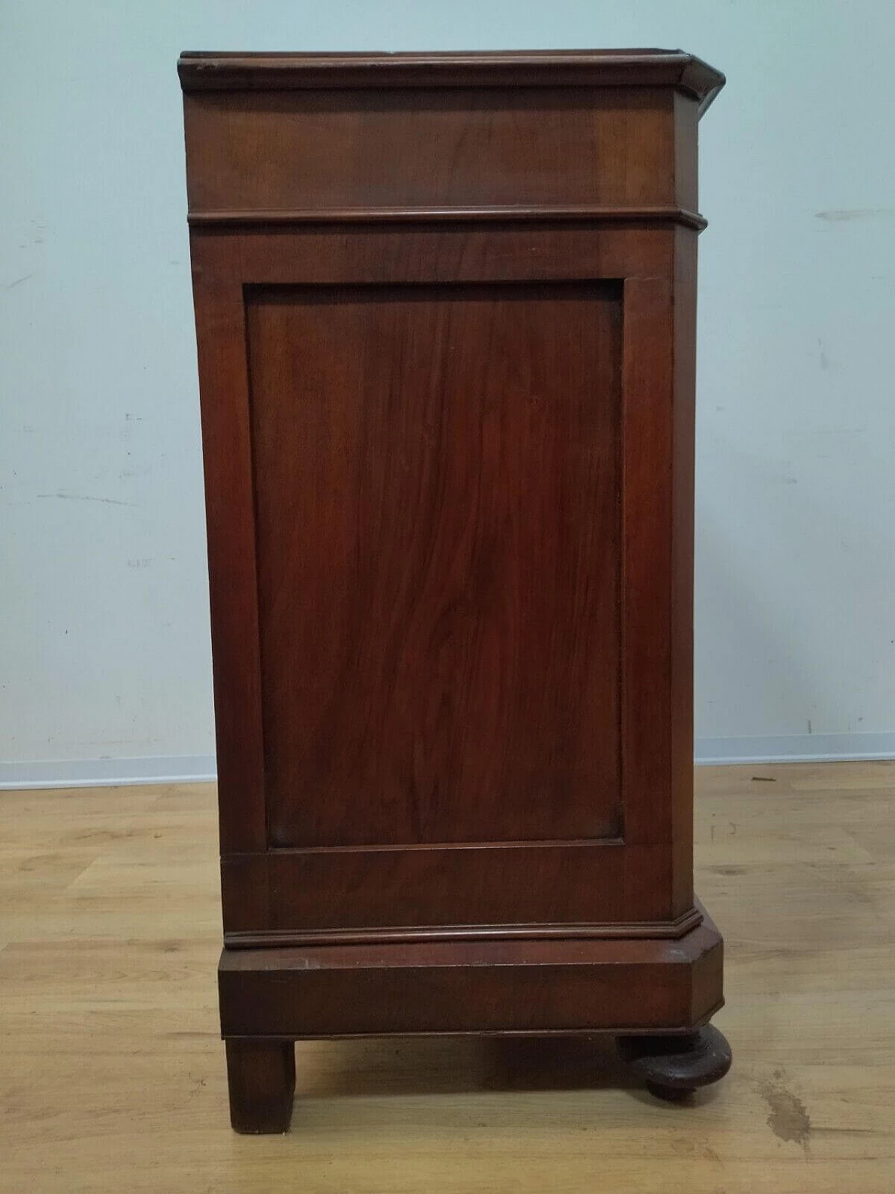 Credenza Umbertina impiallacciata in noce e radica, fine '800 18