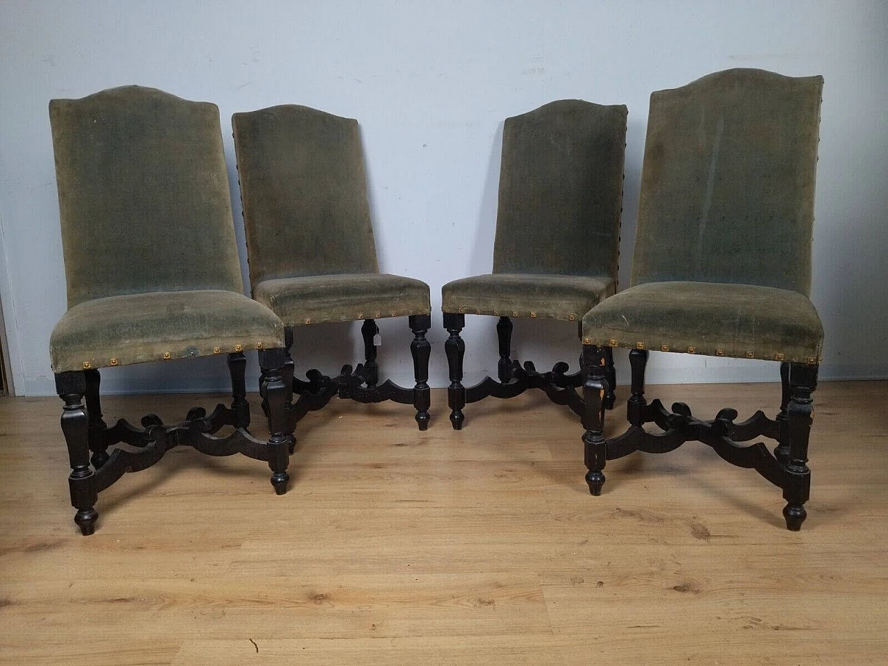 4 Rocchetto chairs in ebonised wood, 18th century 10
