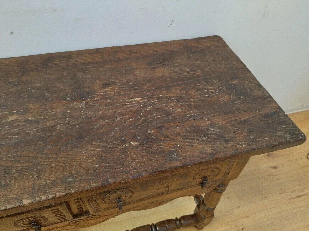 Oak spool table, 18th century 10