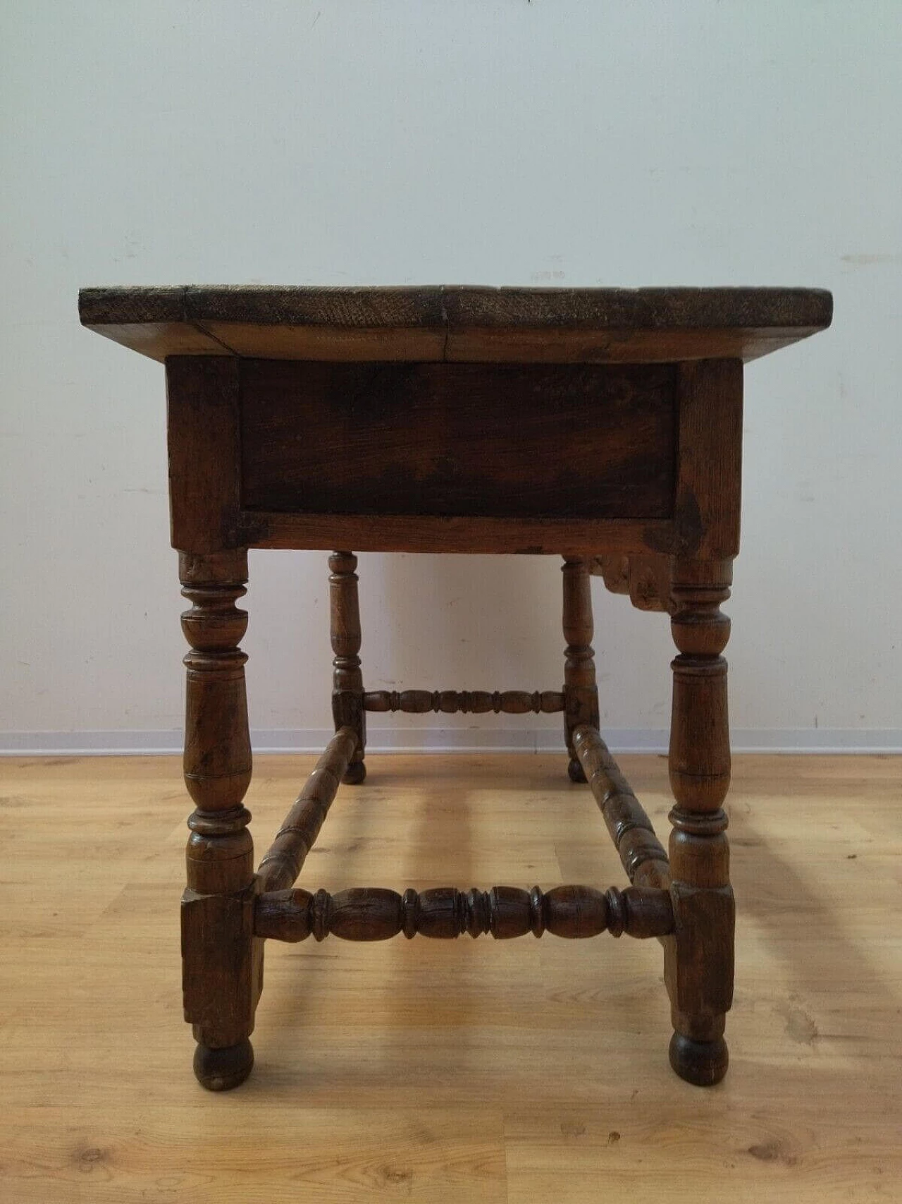 Oak spool table, 18th century 24