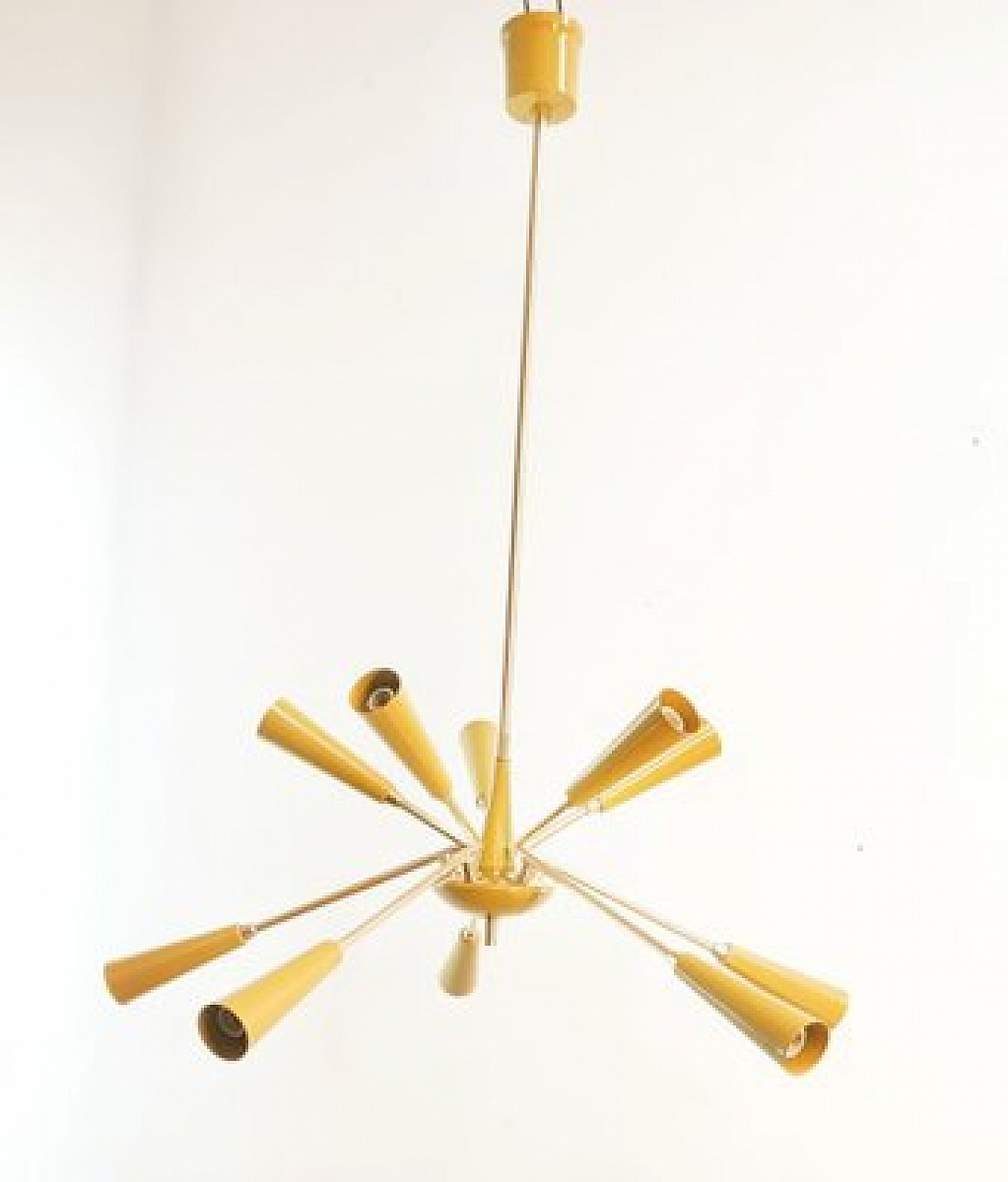 Lampada da soffitto Sputnik gialla in metallo e alluminio, anni '60 8