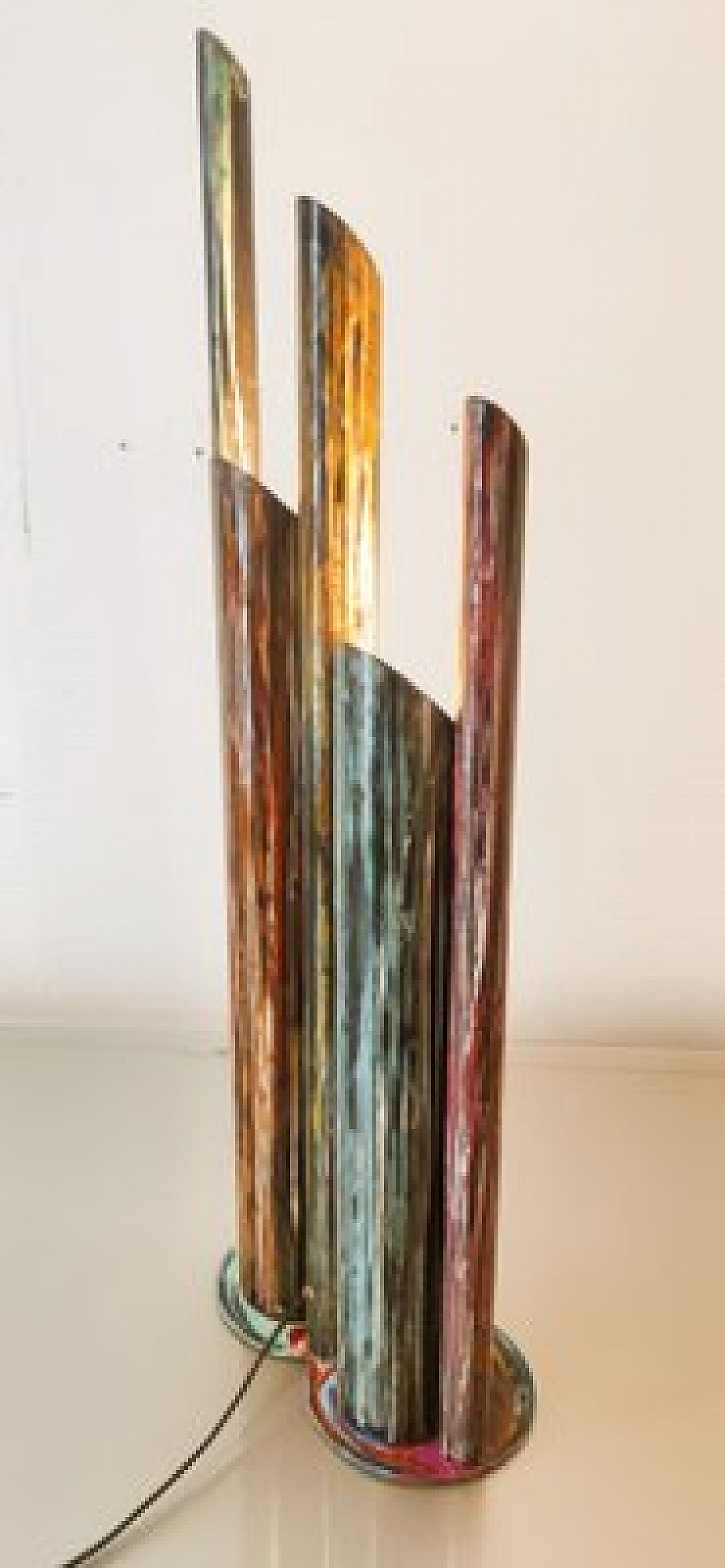 Lampada da terra a coni multicolor in metallo, anni '70 20