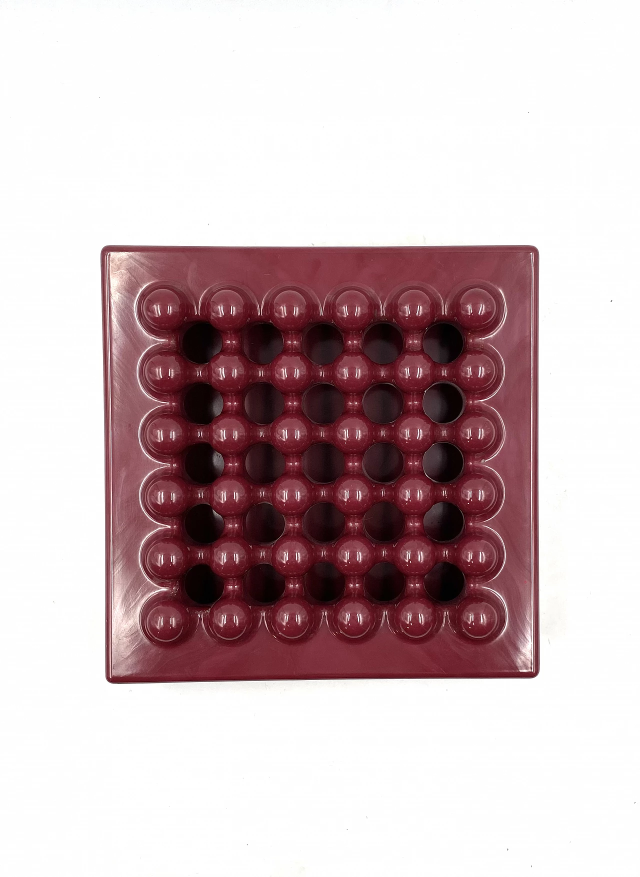 Wine red ashtray in melamine by Ettore Sottsass for Olivetti Synthesis, 1971 7