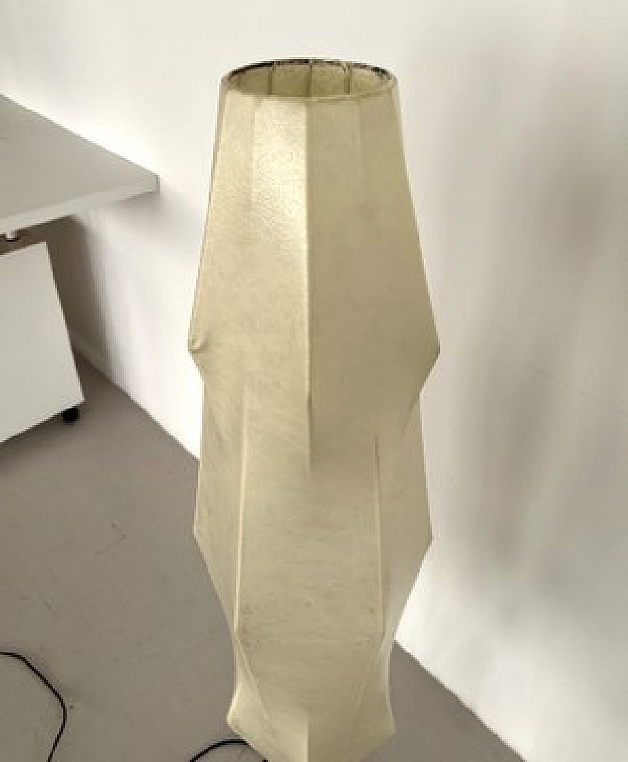 Cocoon floor lamp with metal base, 1960s 8