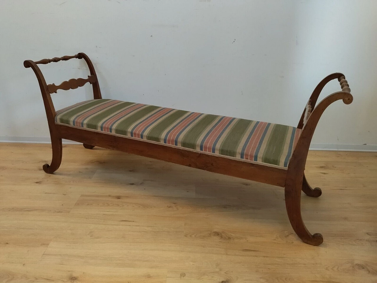 Empire solid walnut bench, early 19th century 11