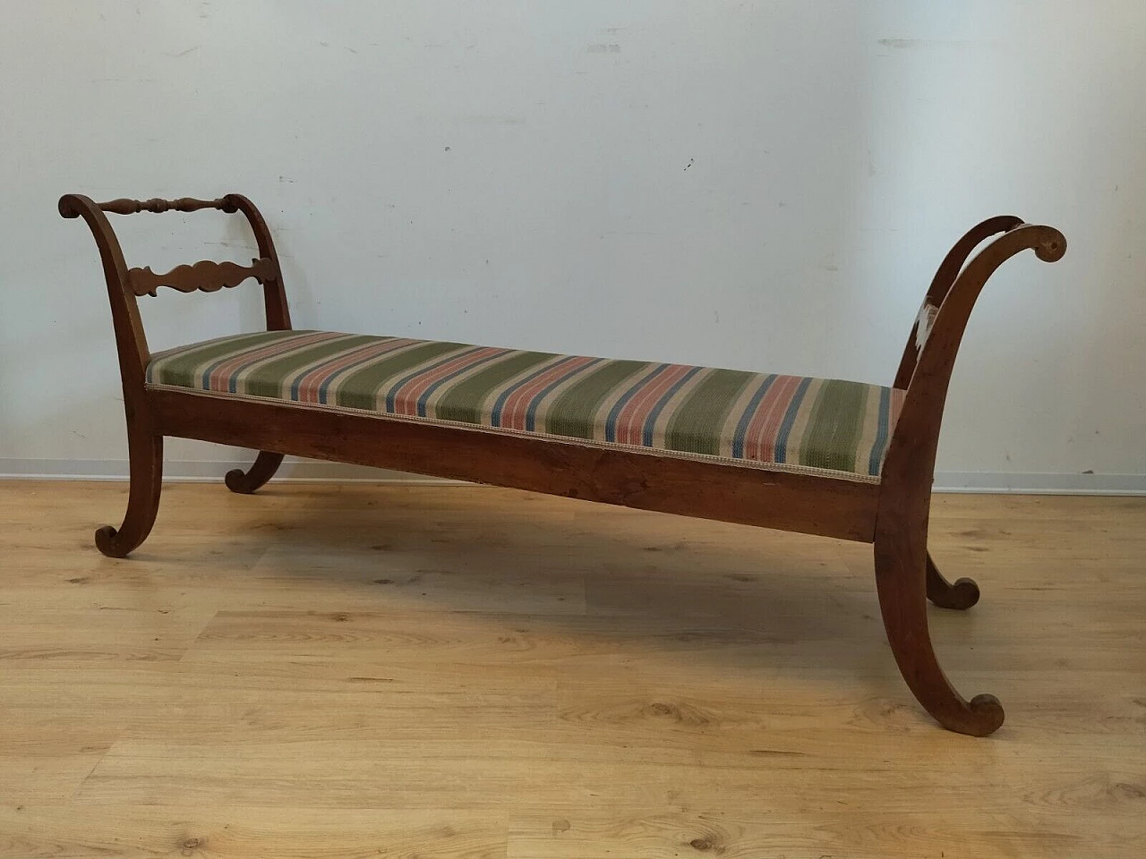 Empire solid walnut bench, early 19th century 12