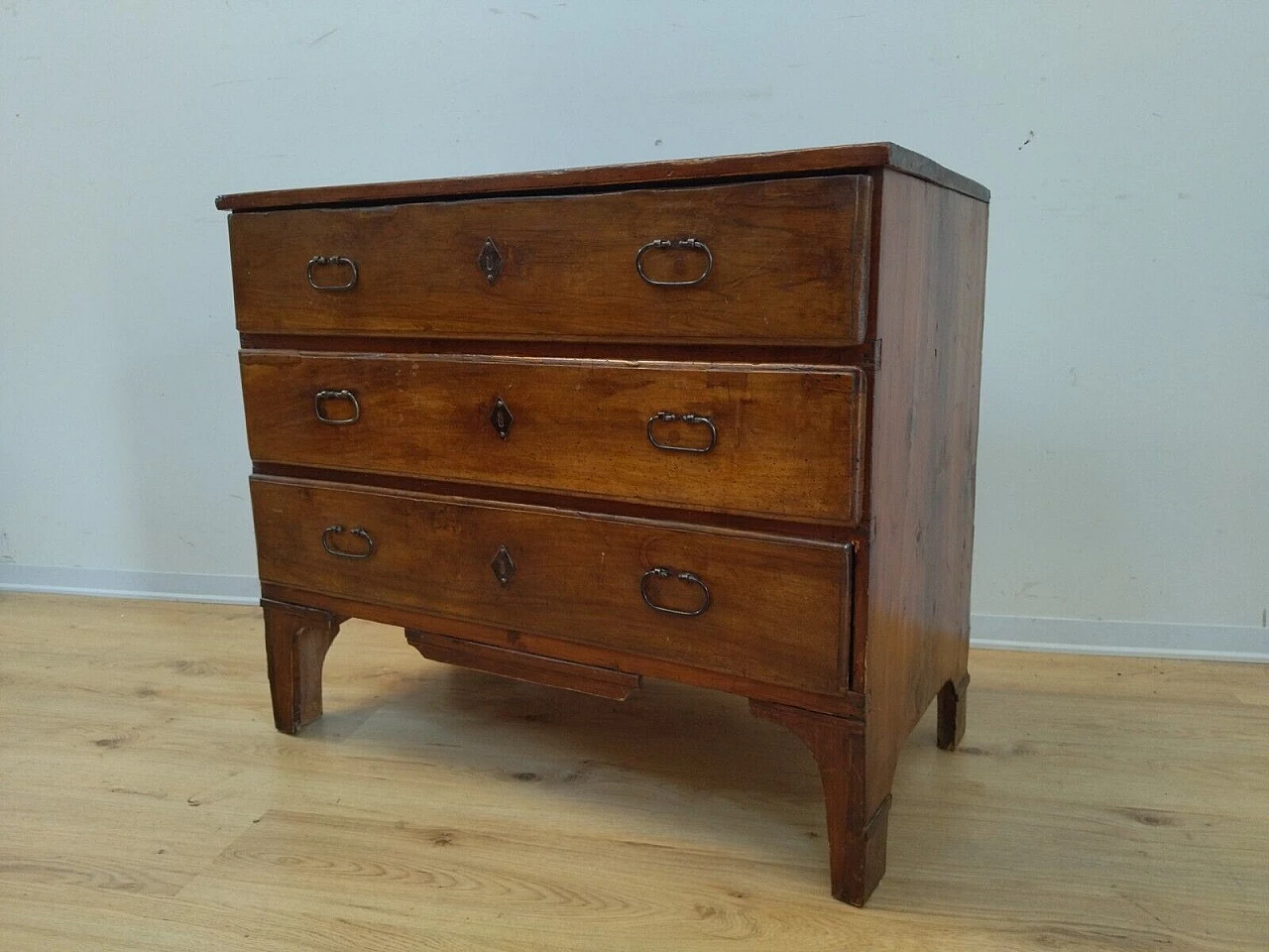 Walnut and fir chest of drawers, mid-19th century 13