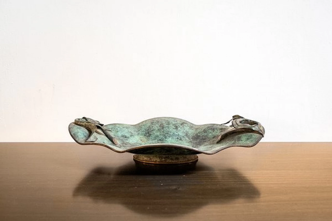Fruit holder in oxidised brass with floral decoration, 1940s 2