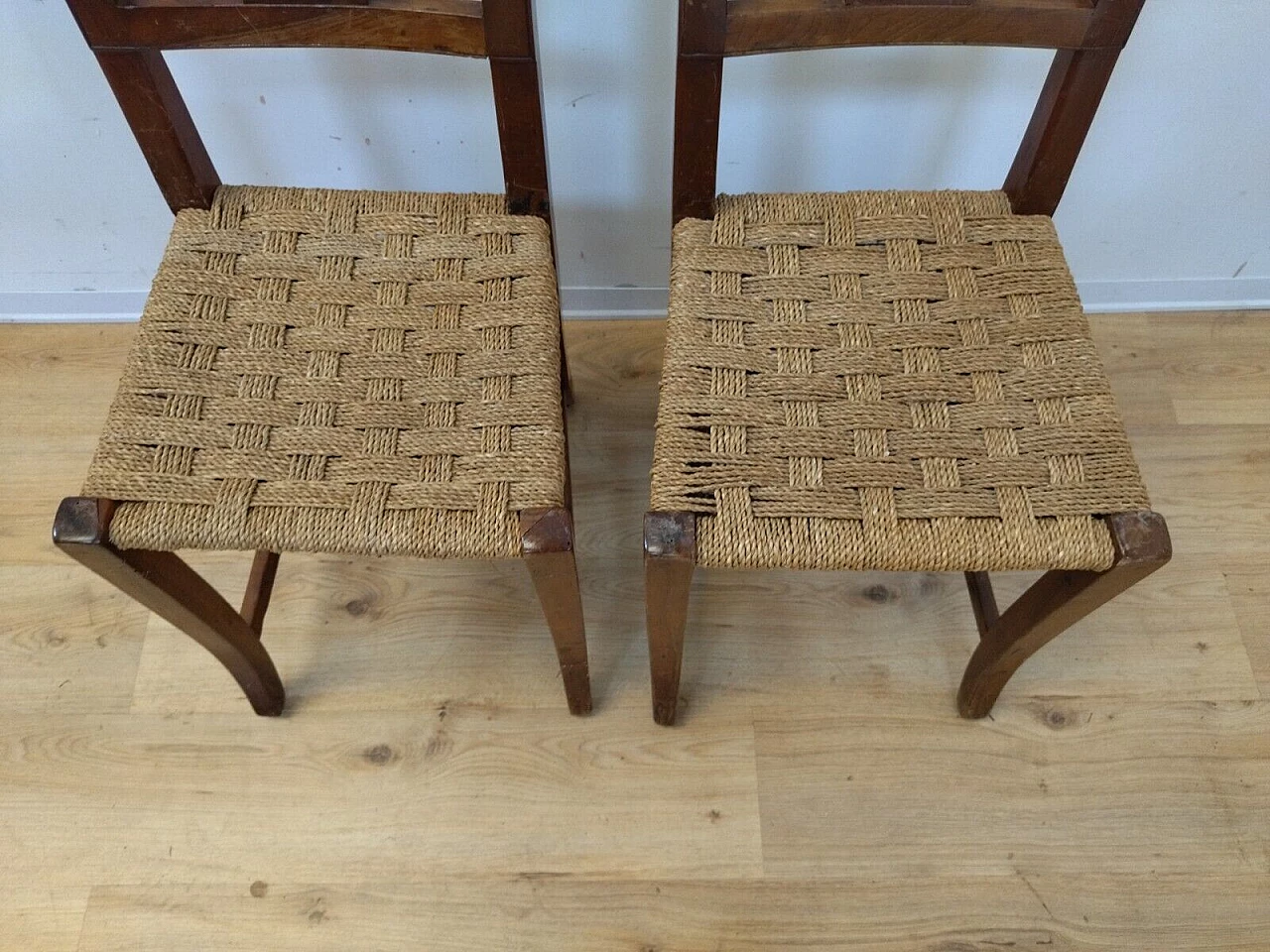 Pair of Empire solid walnut and straw chairs, early 19th century 4
