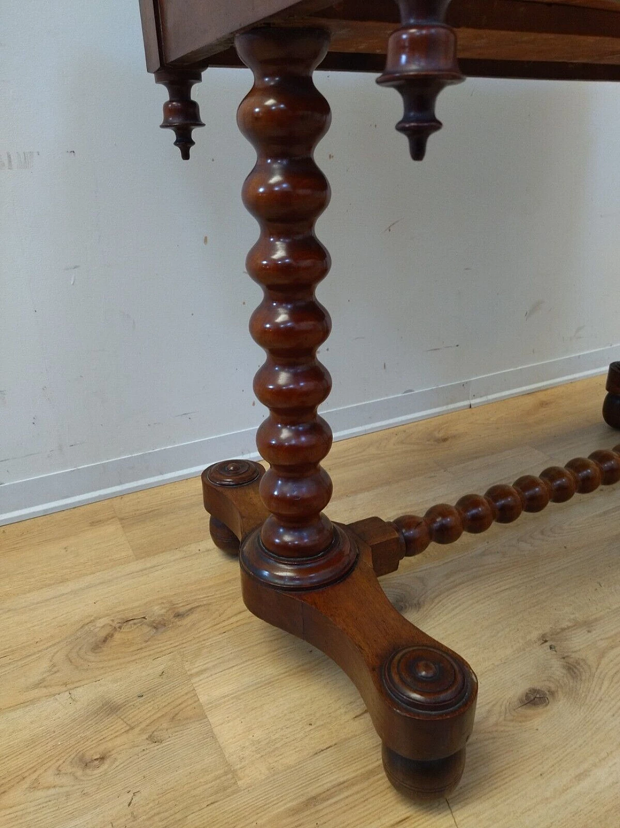 English solid mahogany writing desk, late 19th century 3