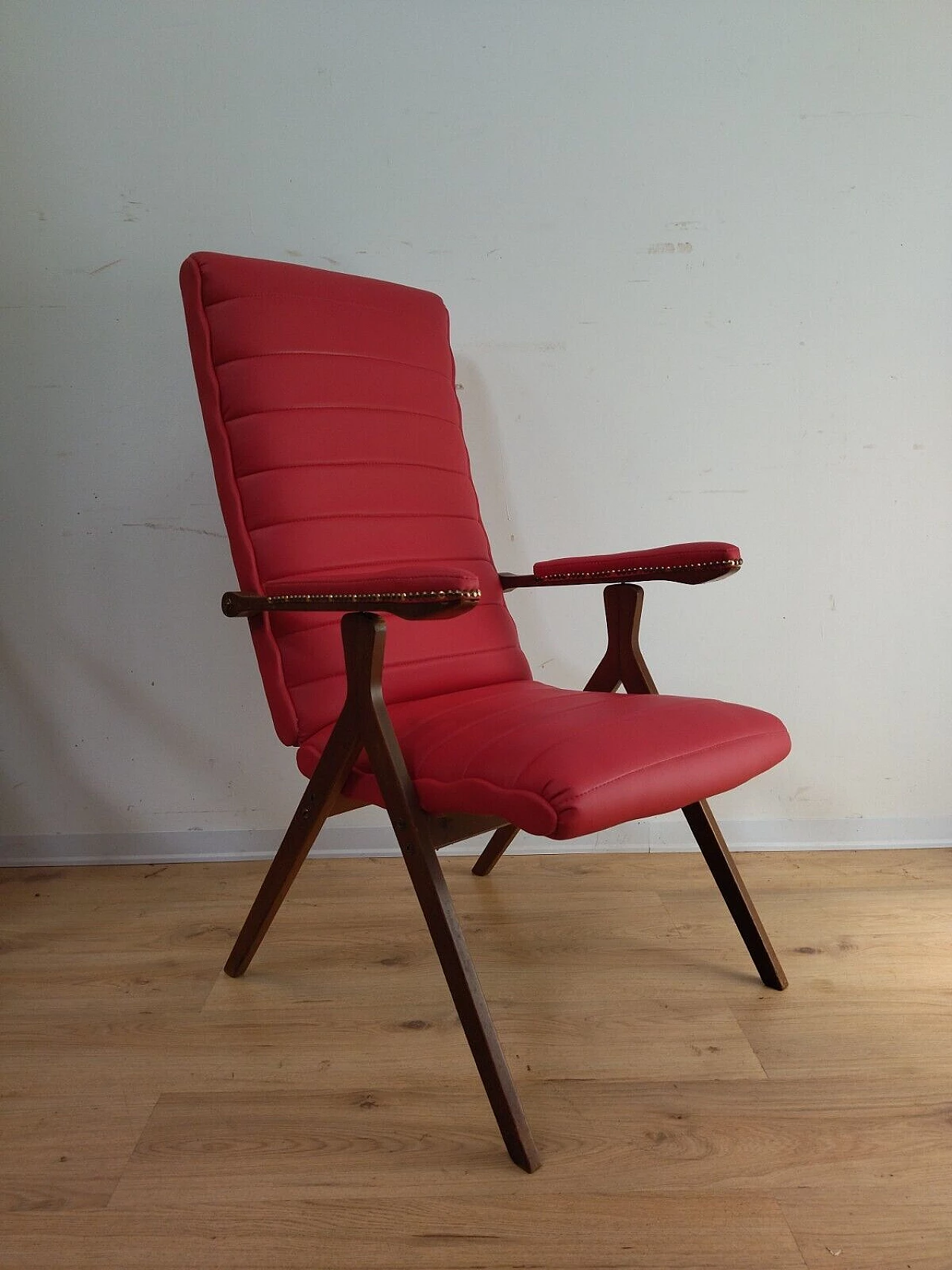 Solid beech and red eco-leather reclining armchair, 1950s 2