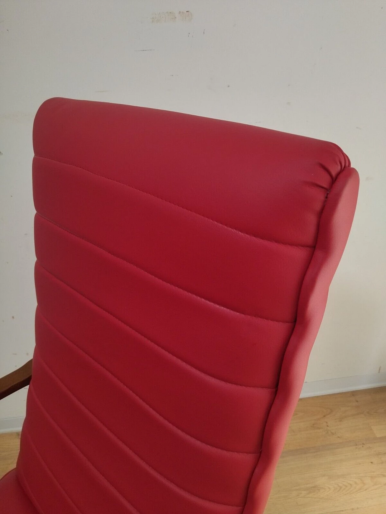 Solid beech and red eco-leather reclining armchair, 1950s 7