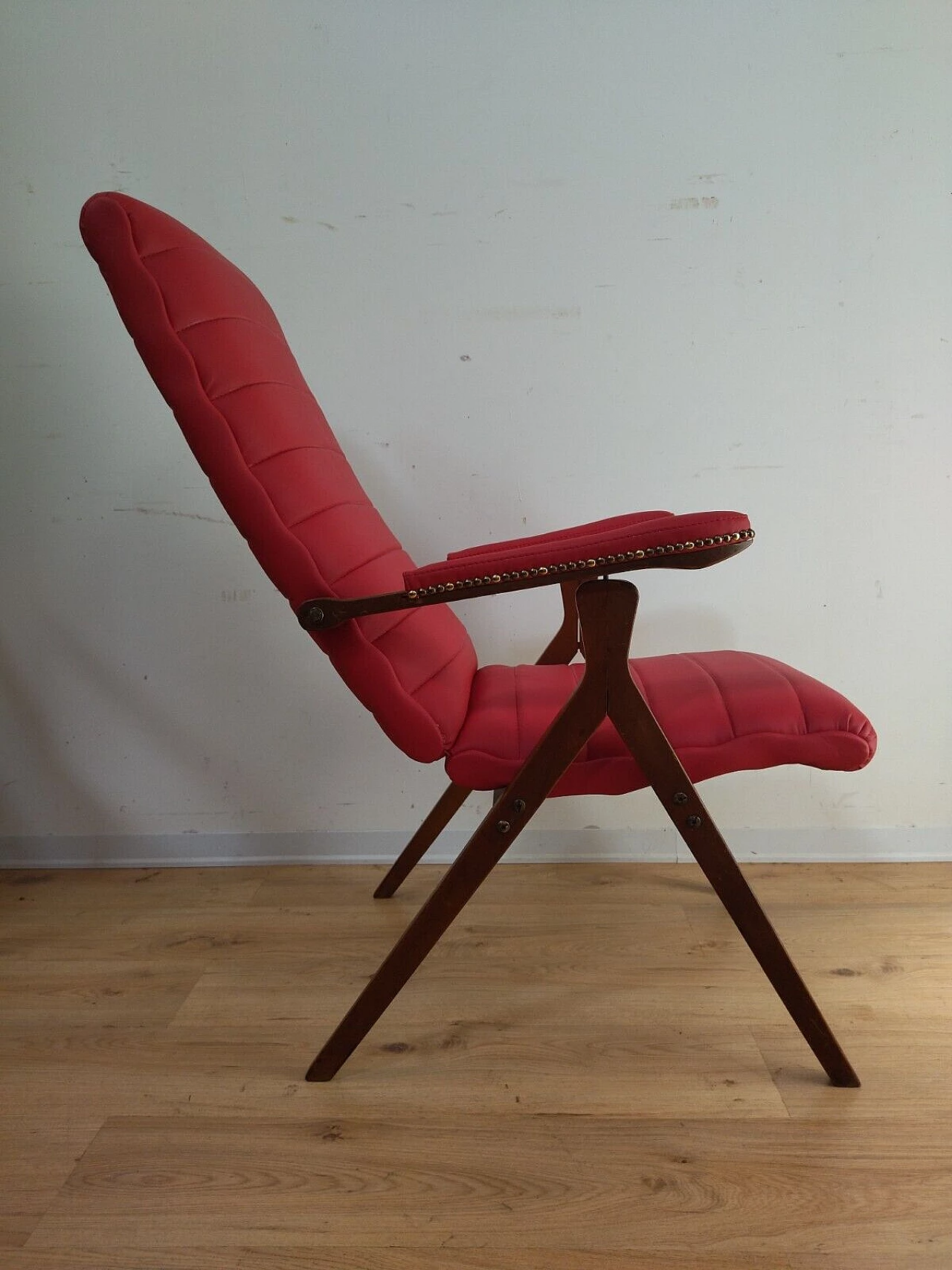 Solid beech and red eco-leather reclining armchair, 1950s 11