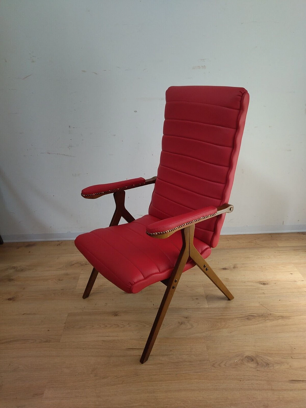 Solid beech and red eco-leather reclining armchair, 1950s 14