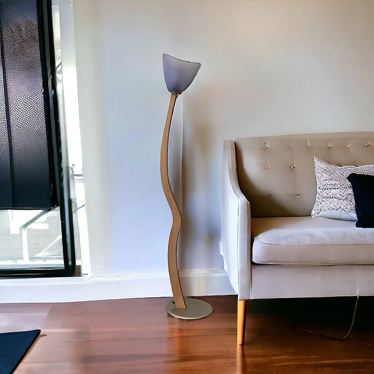 Curved oak floor lamp, 1980s 1