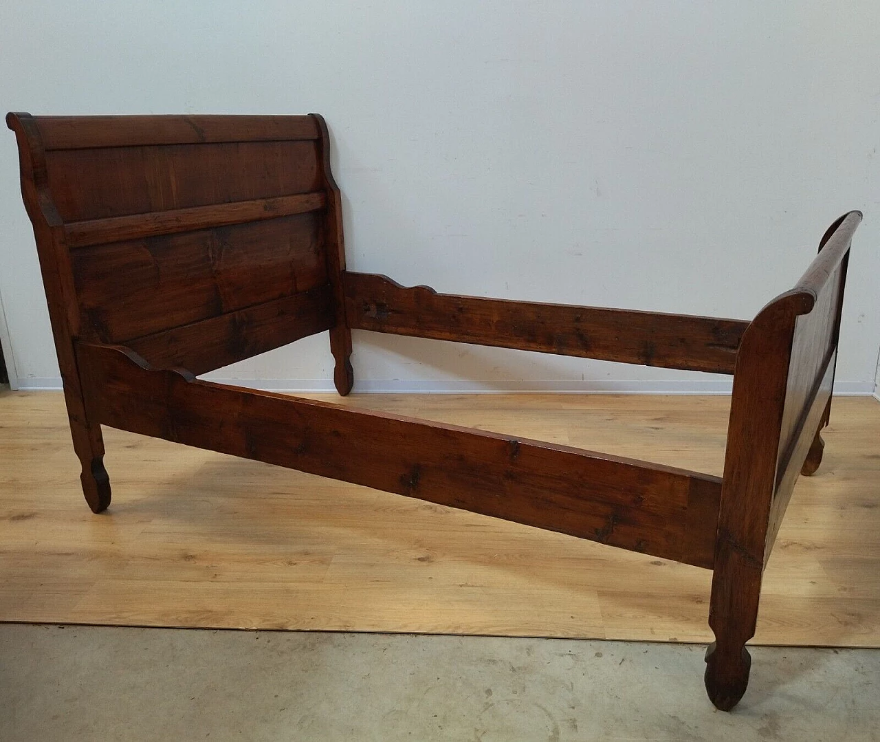 Louis Philippe walnut-stained solid spruce bed, mid-19th century 5
