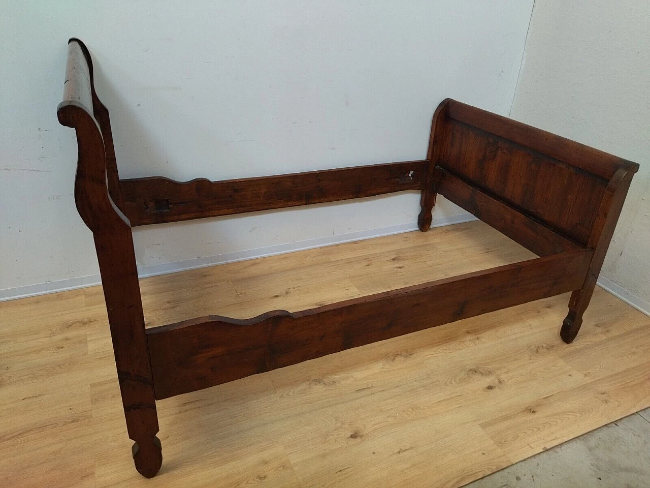 Louis Philippe walnut-stained solid spruce bed, mid-19th century 9