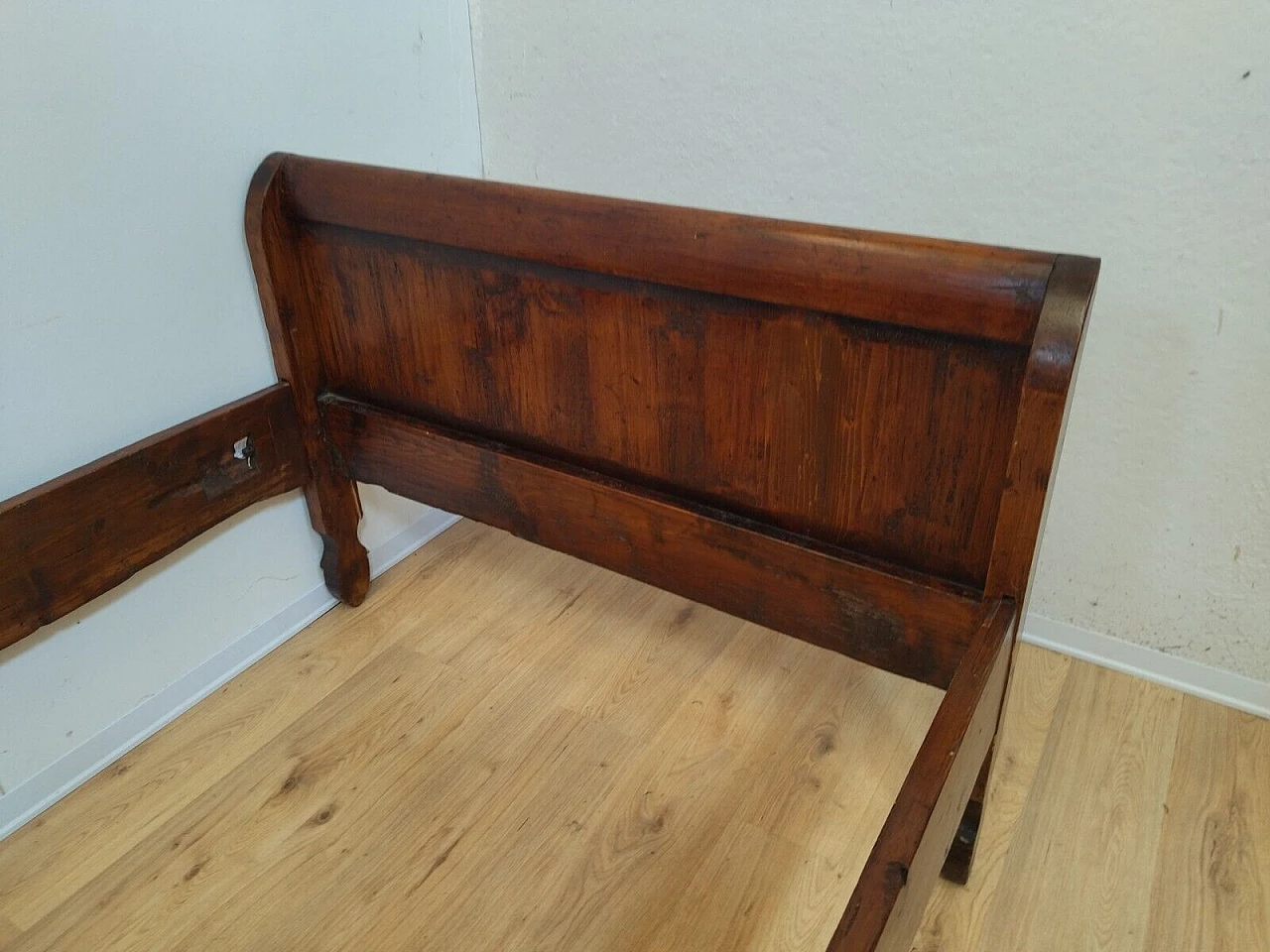 Louis Philippe walnut-stained solid spruce bed, mid-19th century 11