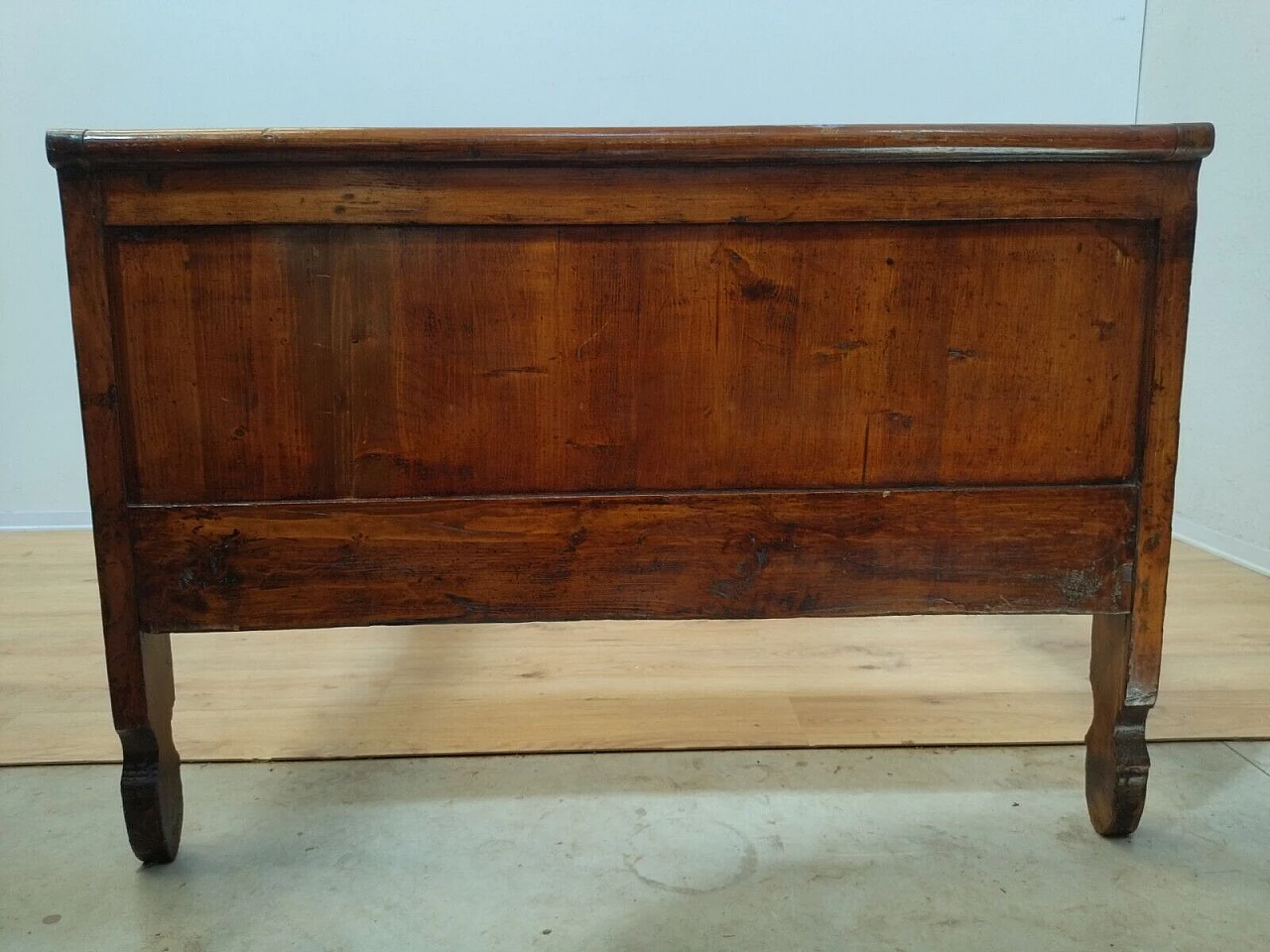 Louis Philippe walnut-stained solid spruce bed, mid-19th century 18