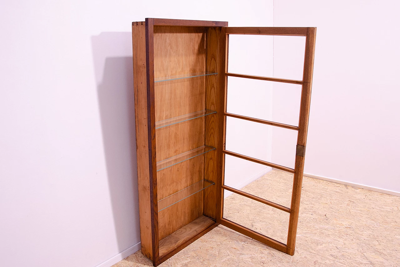Czechoslovakian Functionalist oak display cabinet, 1930s 16