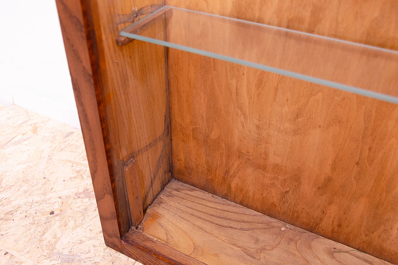 Czechoslovakian Functionalist oak display cabinet, 1930s 18