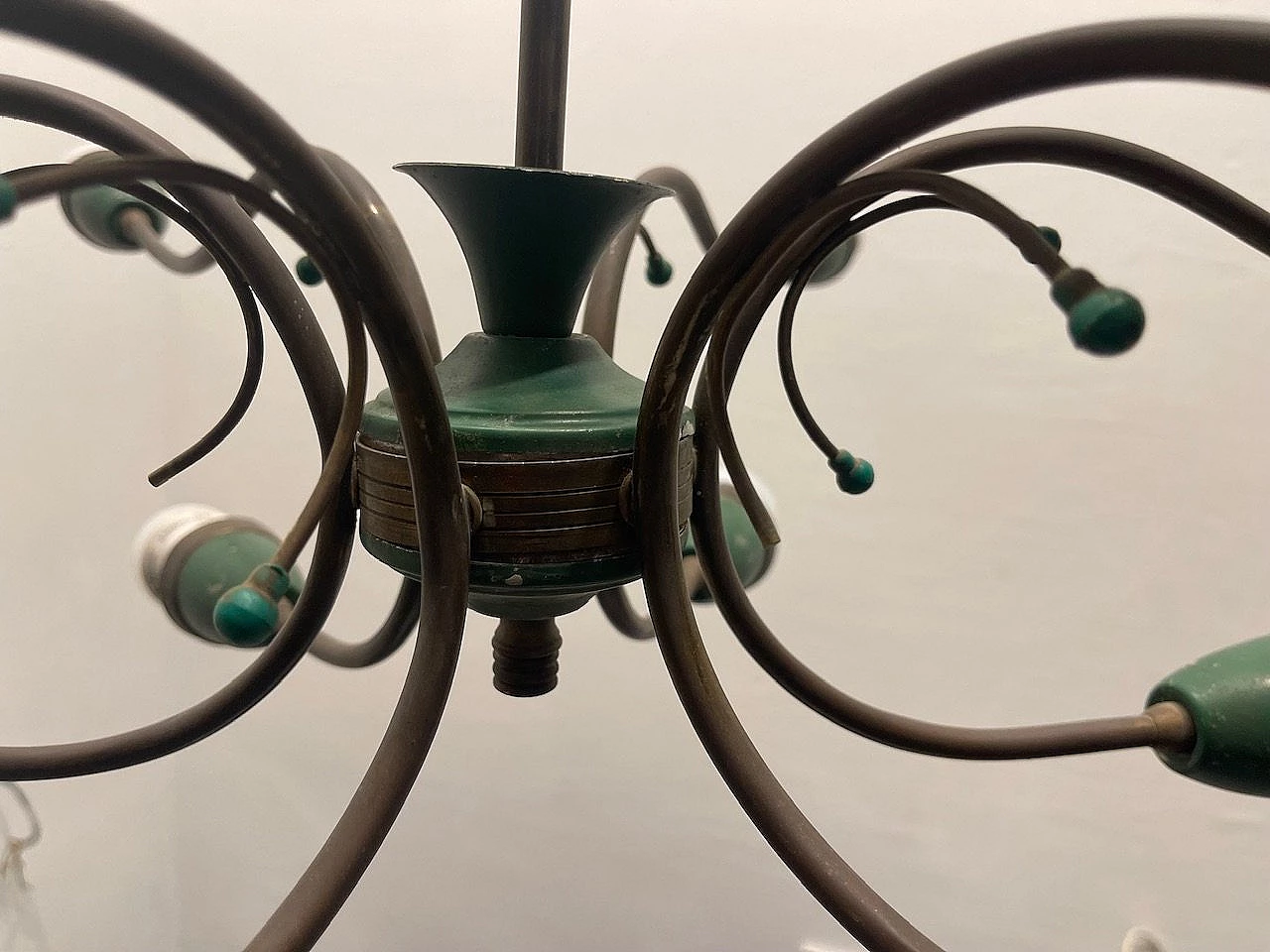 Lampadario Sputnik verde e bronzo, anni '50 6