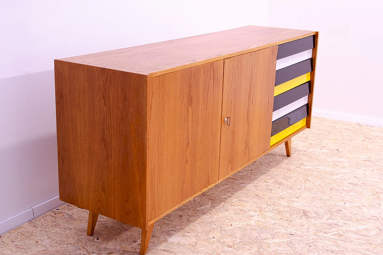 Credenza U-460 di Jiří Jiroutek per Interiér Praha, anni '60 5