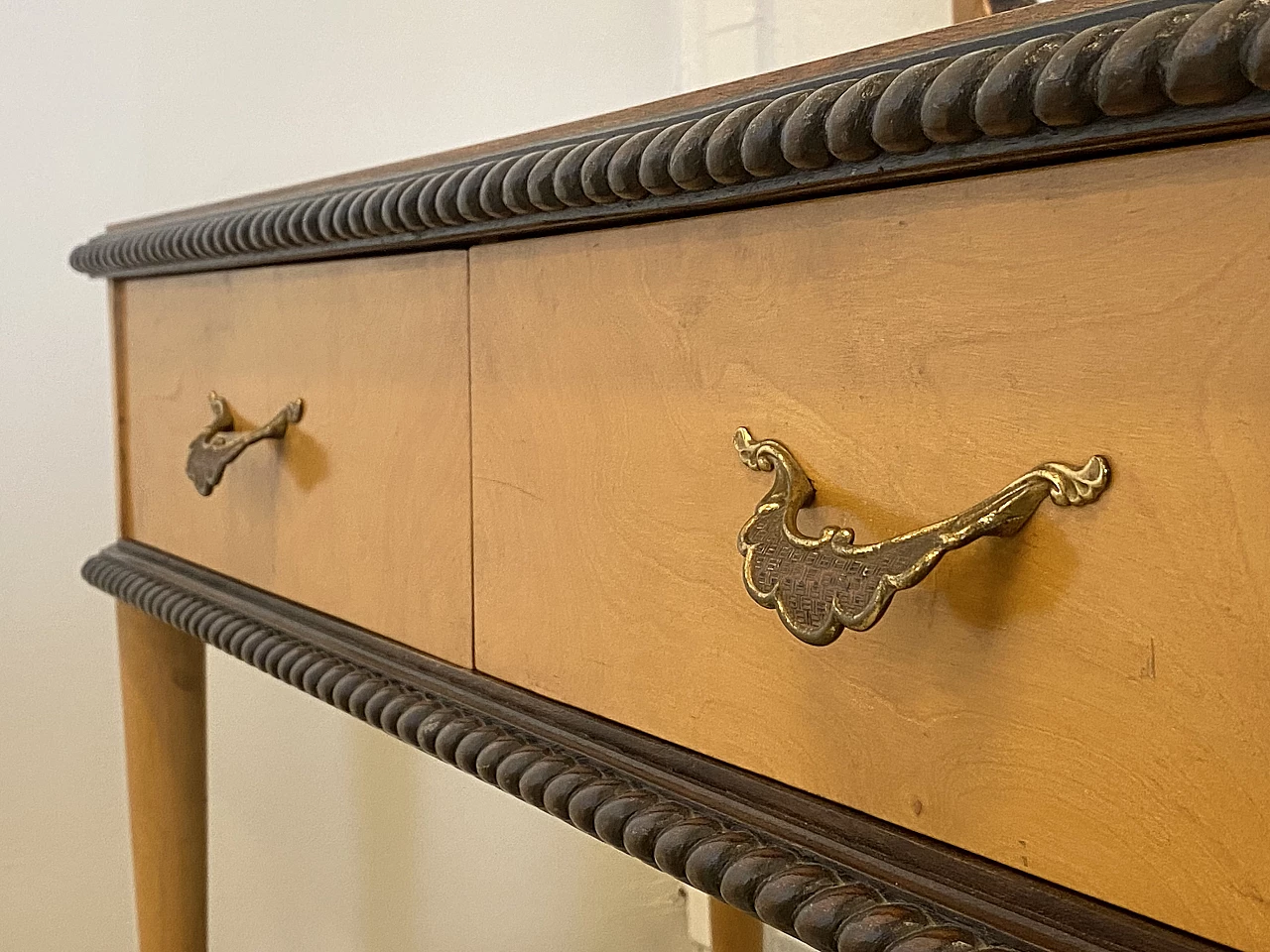 Vanity table in the style of Gio Ponti, 1940s 4