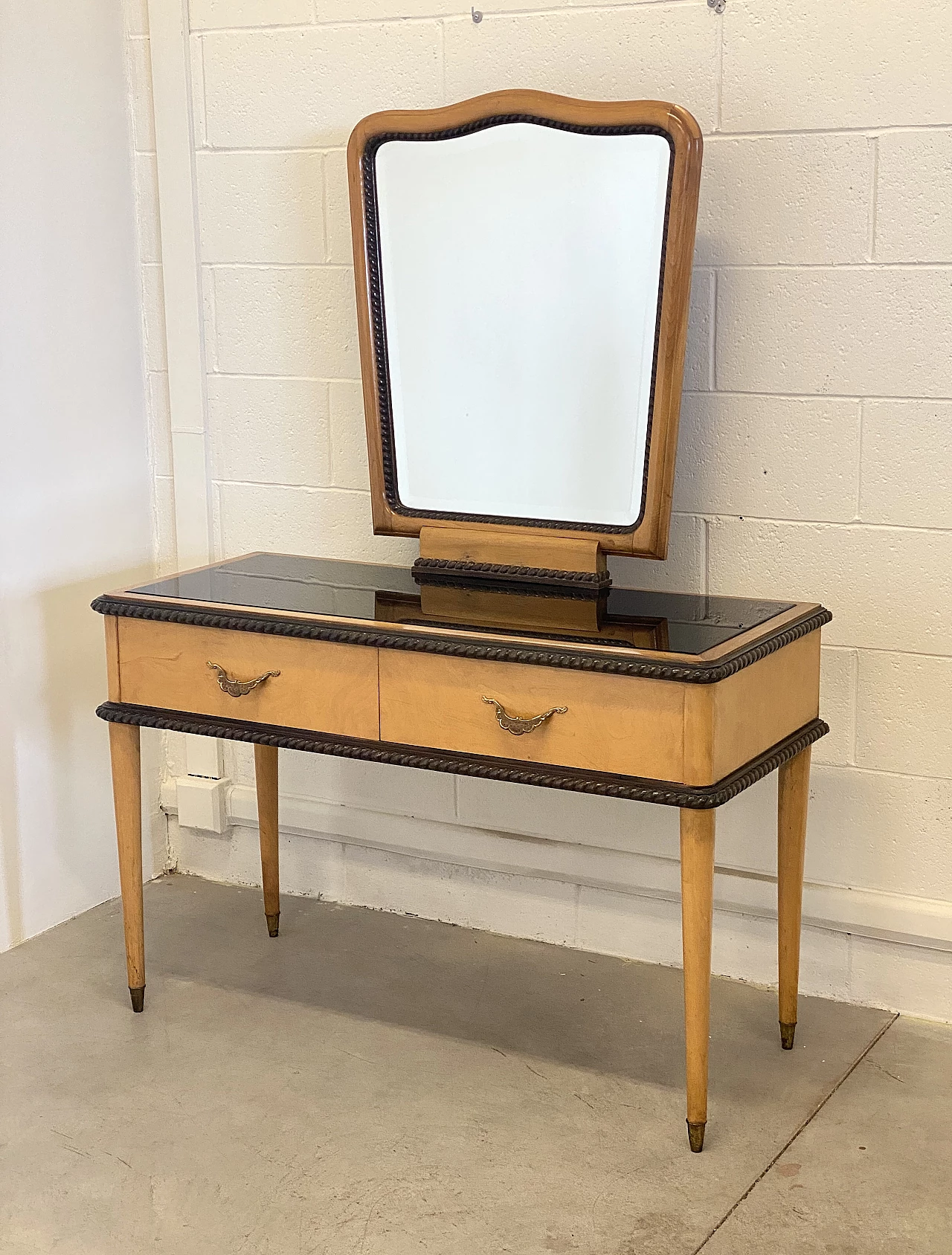 Vanity table in the style of Gio Ponti, 1940s 9