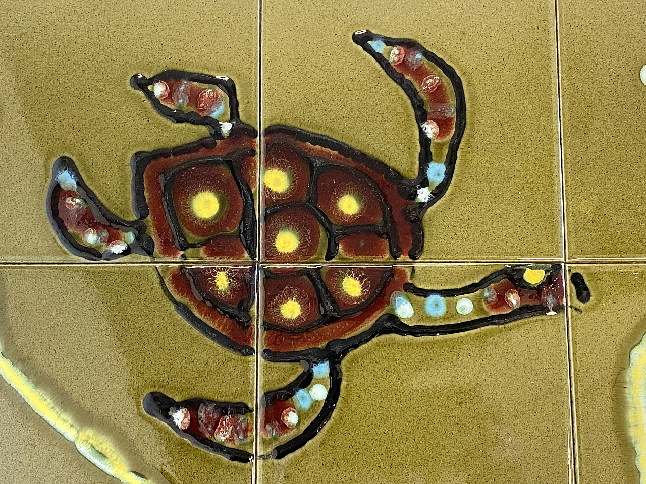 Coffee table with marine themed ceramic top, 1970s 19