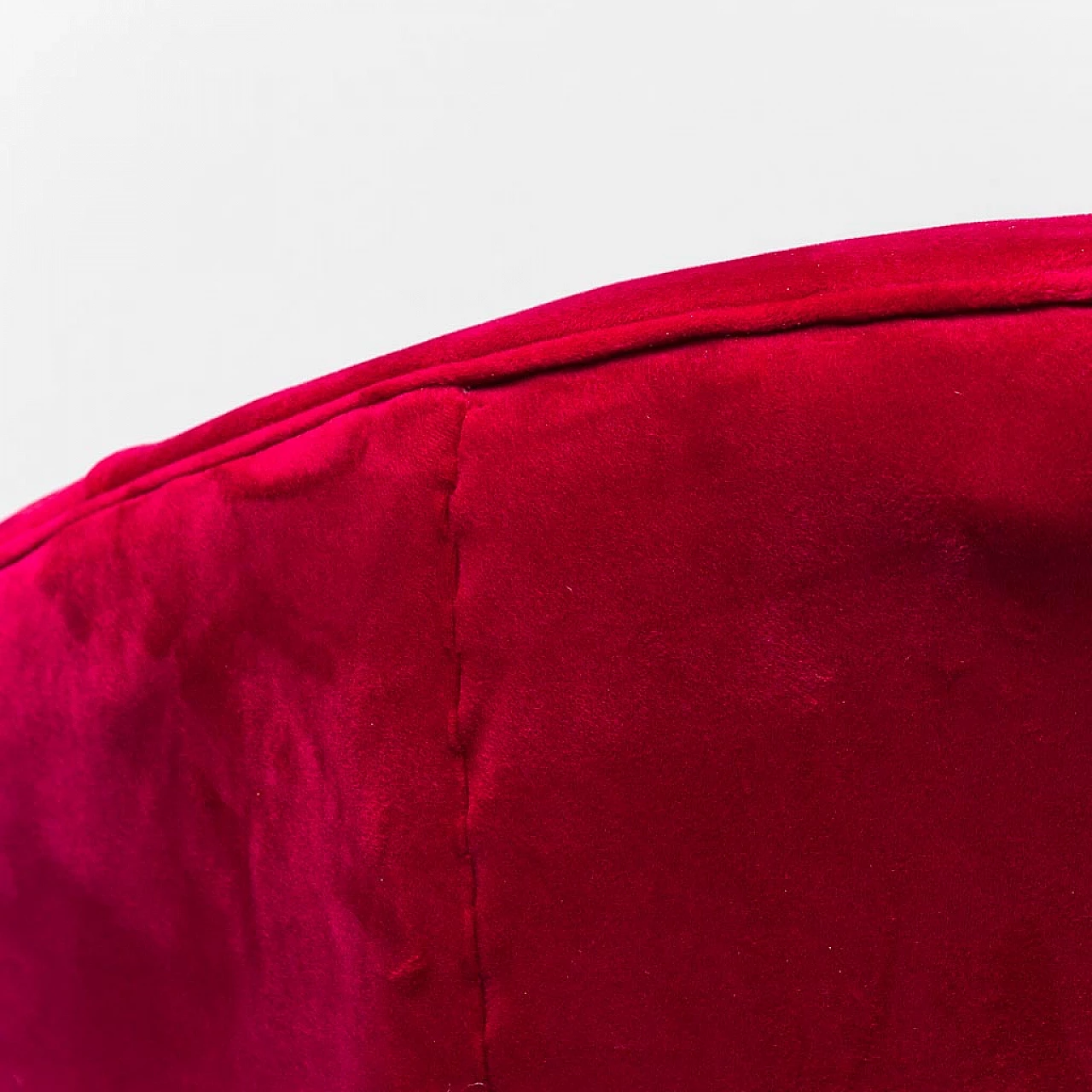 3-Seater sofa in red velvet, 1950s 10