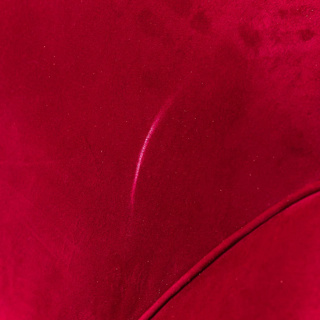 3-Seater sofa in red velvet, 1950s 11