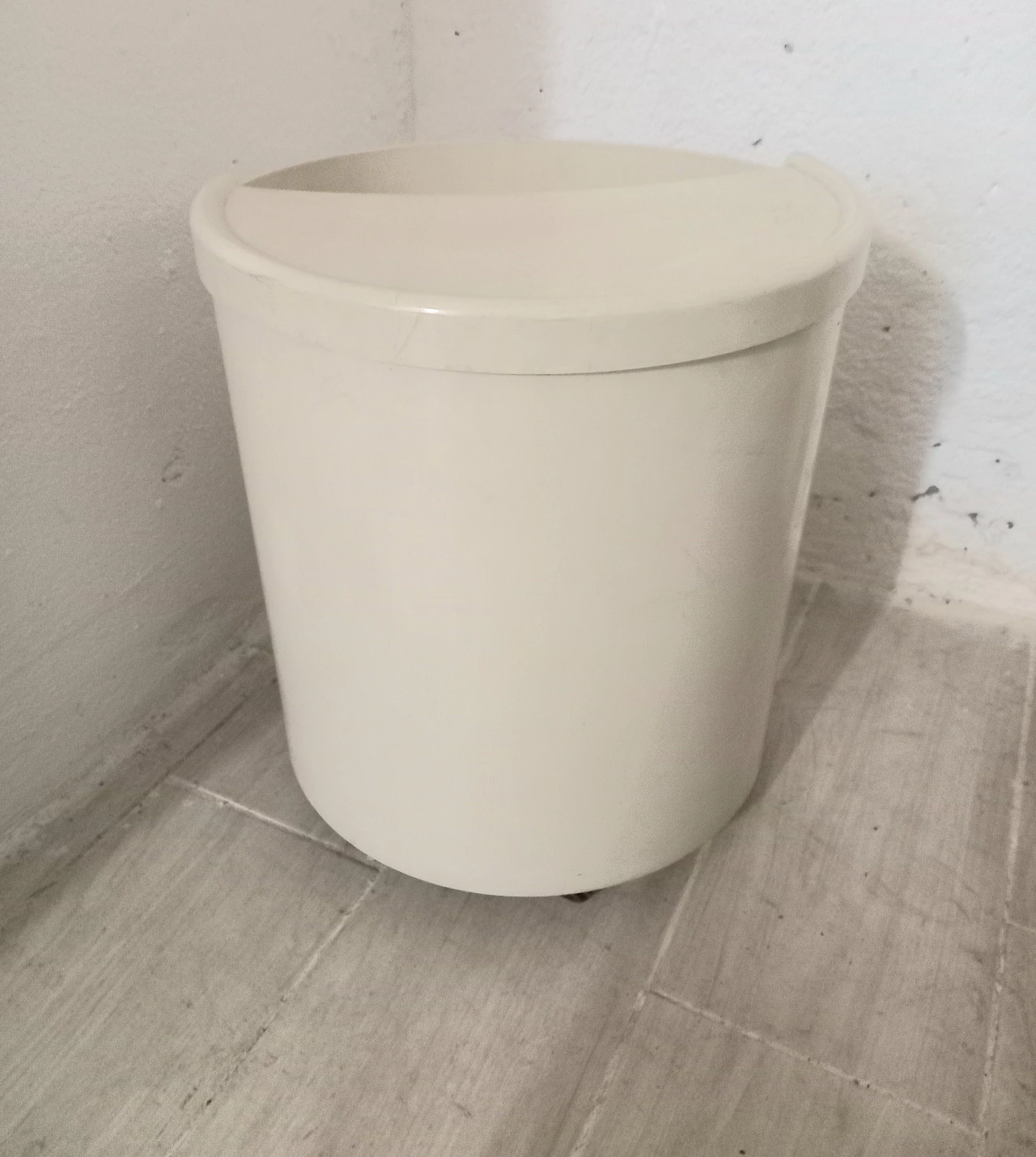 Robo storage coffee table by Joe Colombo for Elco, 1960s 5