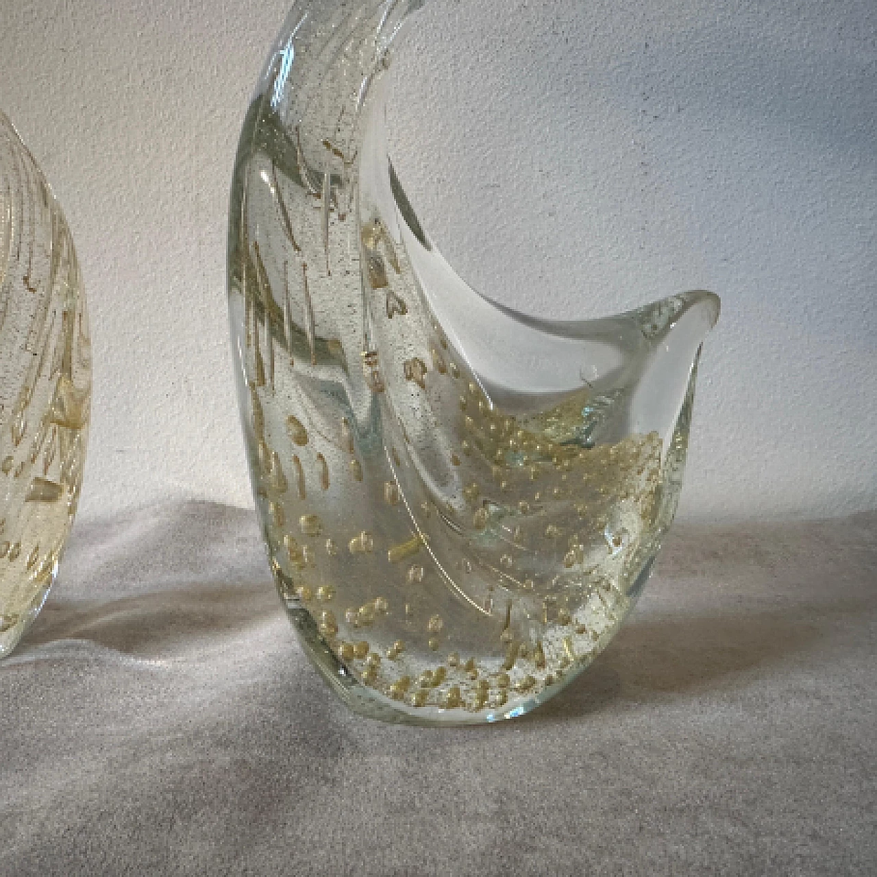 Pair of Murano glass swan sculptures, 1960s 4