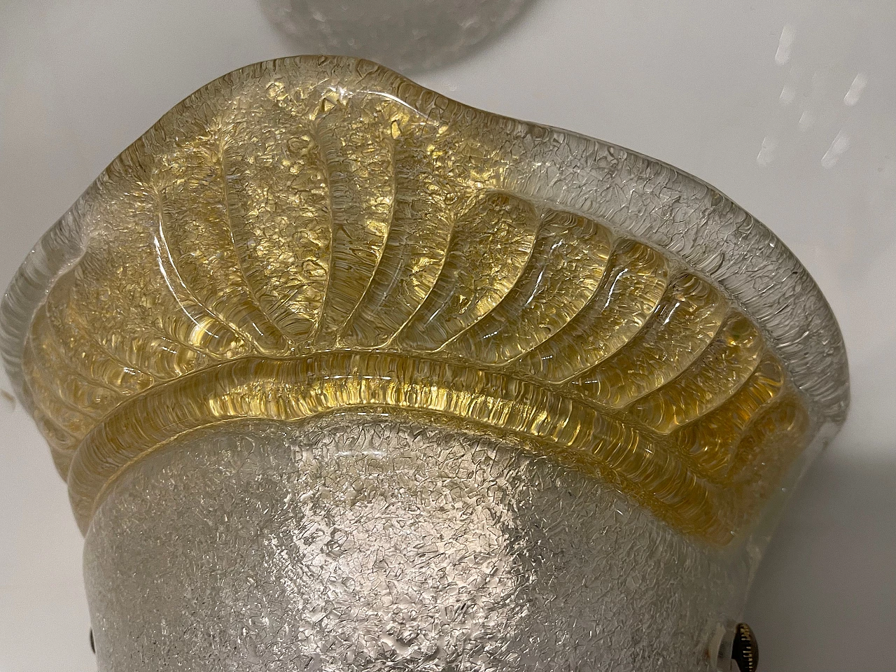 Pair of Murano glass sconces with golden details, 1970s 4