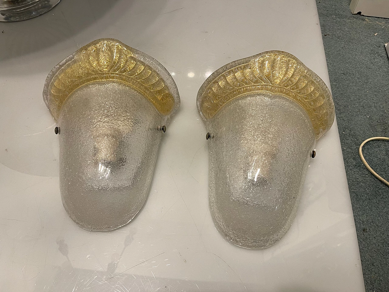Pair of Murano glass sconces with golden details, 1970s 5