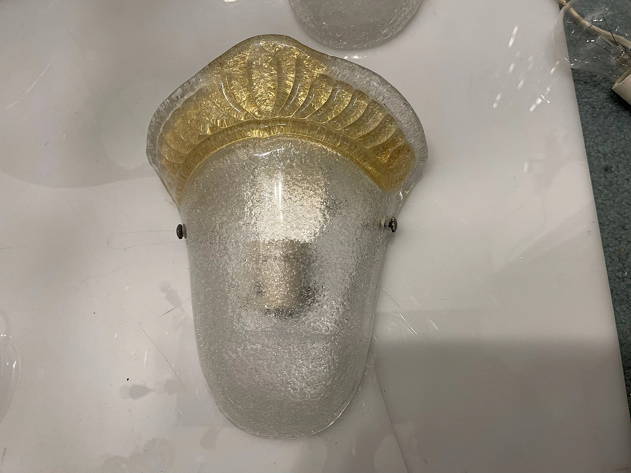 Pair of Murano glass sconces with golden details, 1970s 6