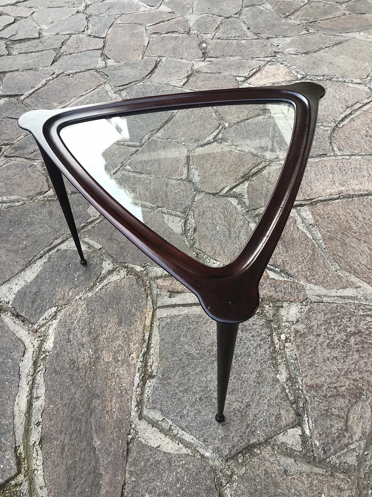 Triangular coffee table by Osvaldo Borsani, 1950s 1